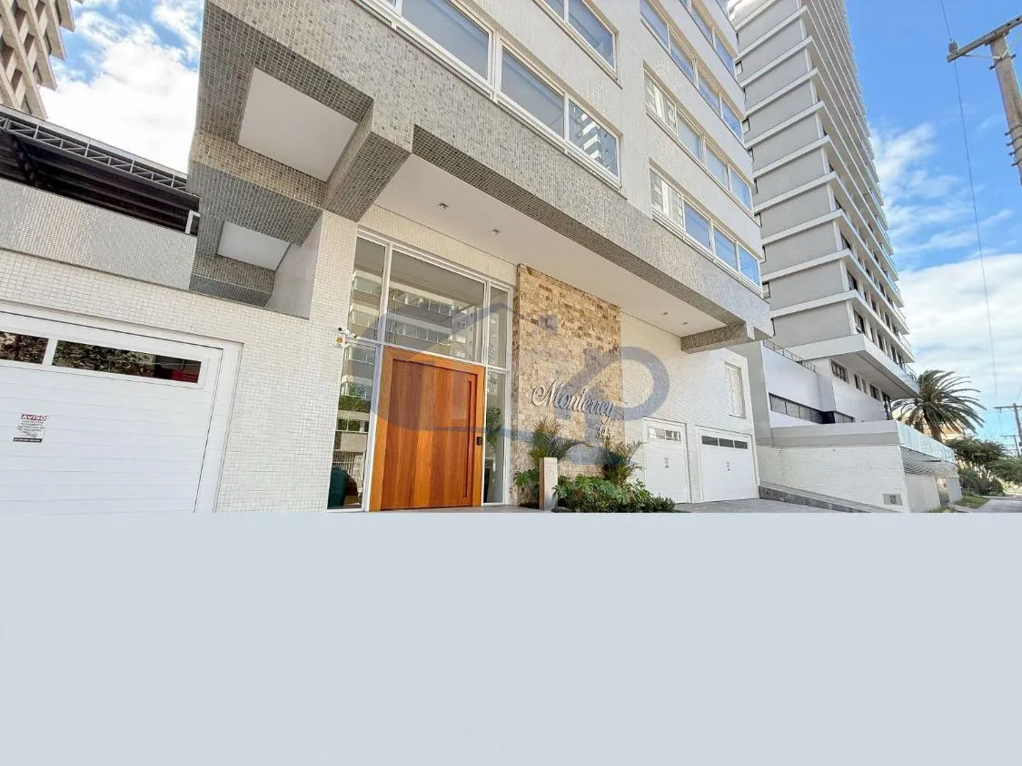 Imagem Apartamento á venda com 3 dormitórios no centro de Torres/RS
