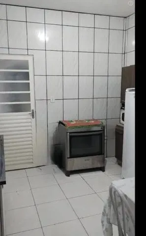 Imagem Casa à venda 2 Quartos, 195M², Parque São Domingos, Pindamonhangaba - SP