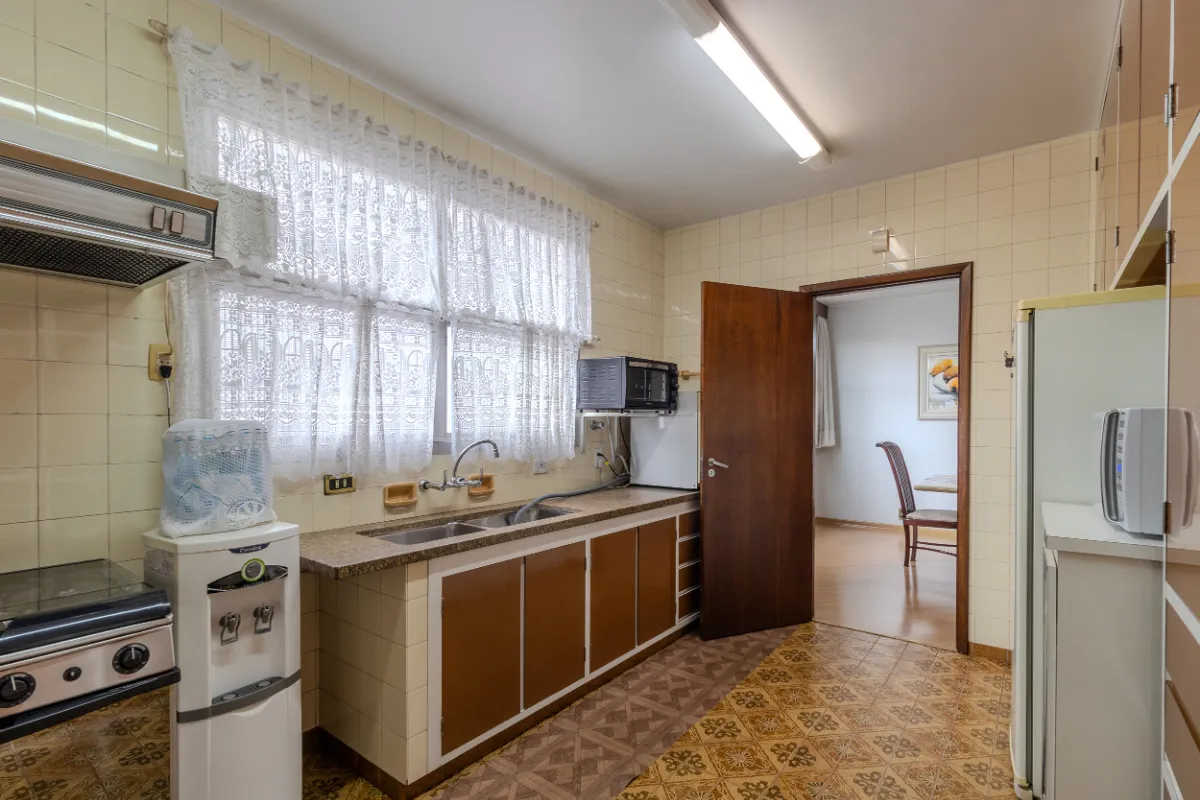 Imagem Apartamento para venda em Centro com 4 quartos, sendo 2 suítes, 267m2