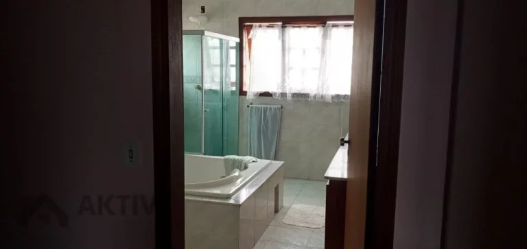 Imagem Casa de Condomínio em Aldeia da Serra - Santana de Parnaíba, SP