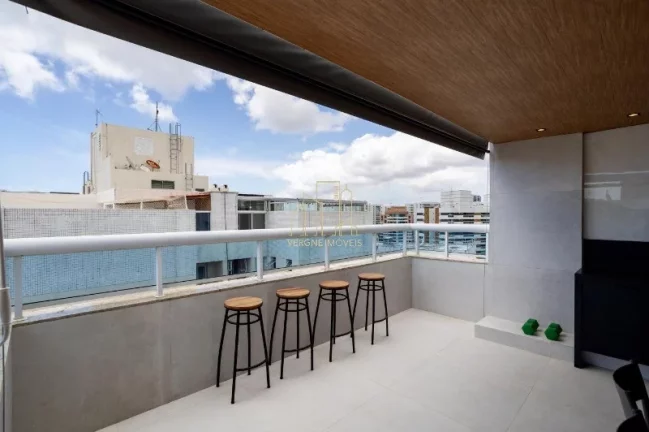 Imagem Excelente cobertura alto padrão vista mar com três quartos home theater a venda em Alphaville l