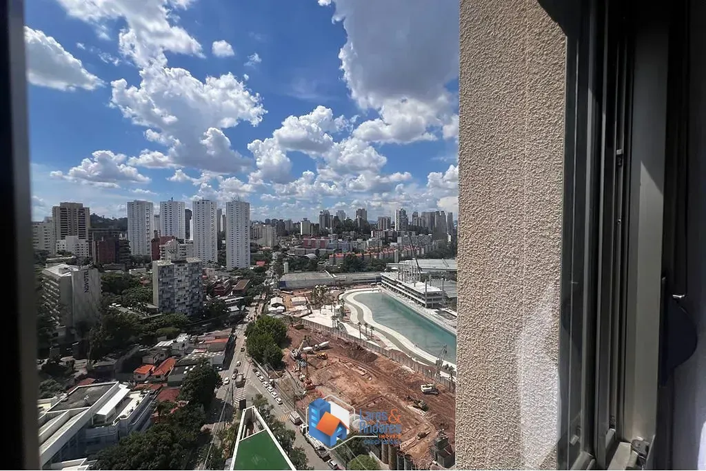 Imagem Apartamento à venda 3 Quartos 3 Suites 4 Vagas 252M² Real Parque São Paulo - SP