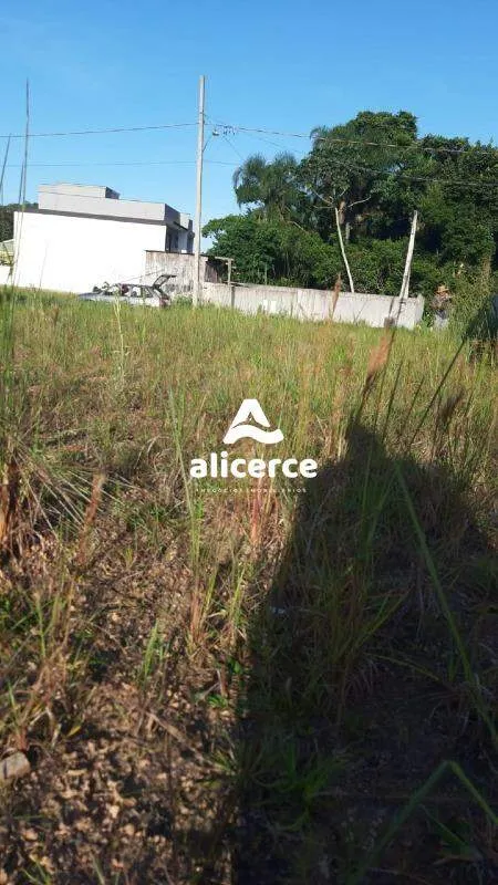 Imagem Terreno à venda com , 200m² em Forquilhas São José