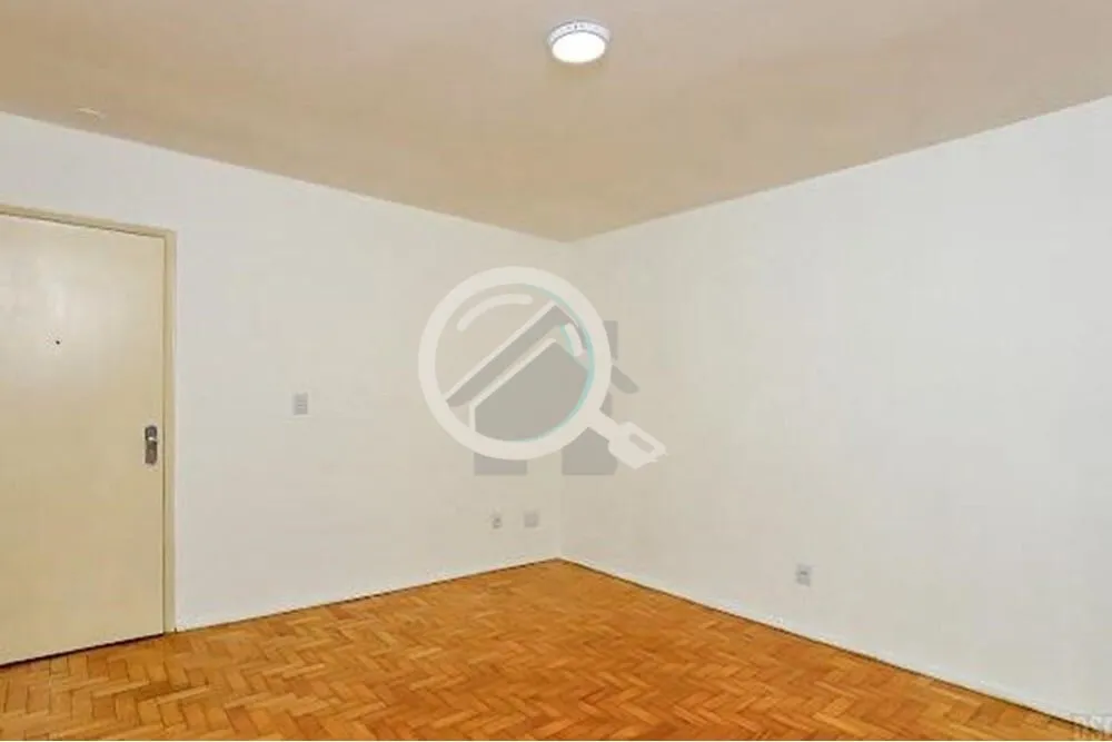 Imagem Apartamento de 42m² de área privativa, reformado, fundos, silencioso, possui 1 dormitório, amplo ...