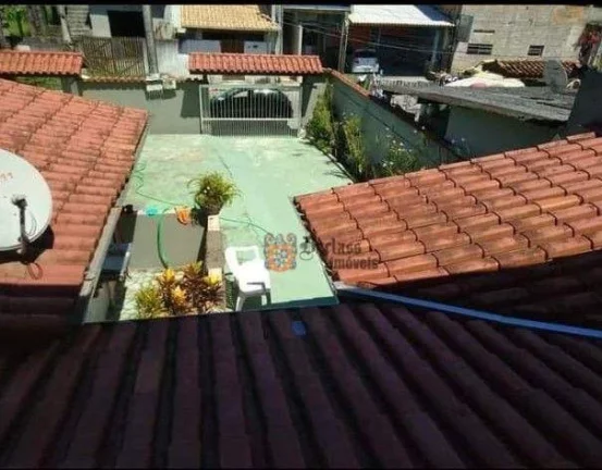 Imagem Sobrado com 4 dormitórios à venda, 230 m² por R$ 380.000 - Getuba - Caraguatatuba/SP