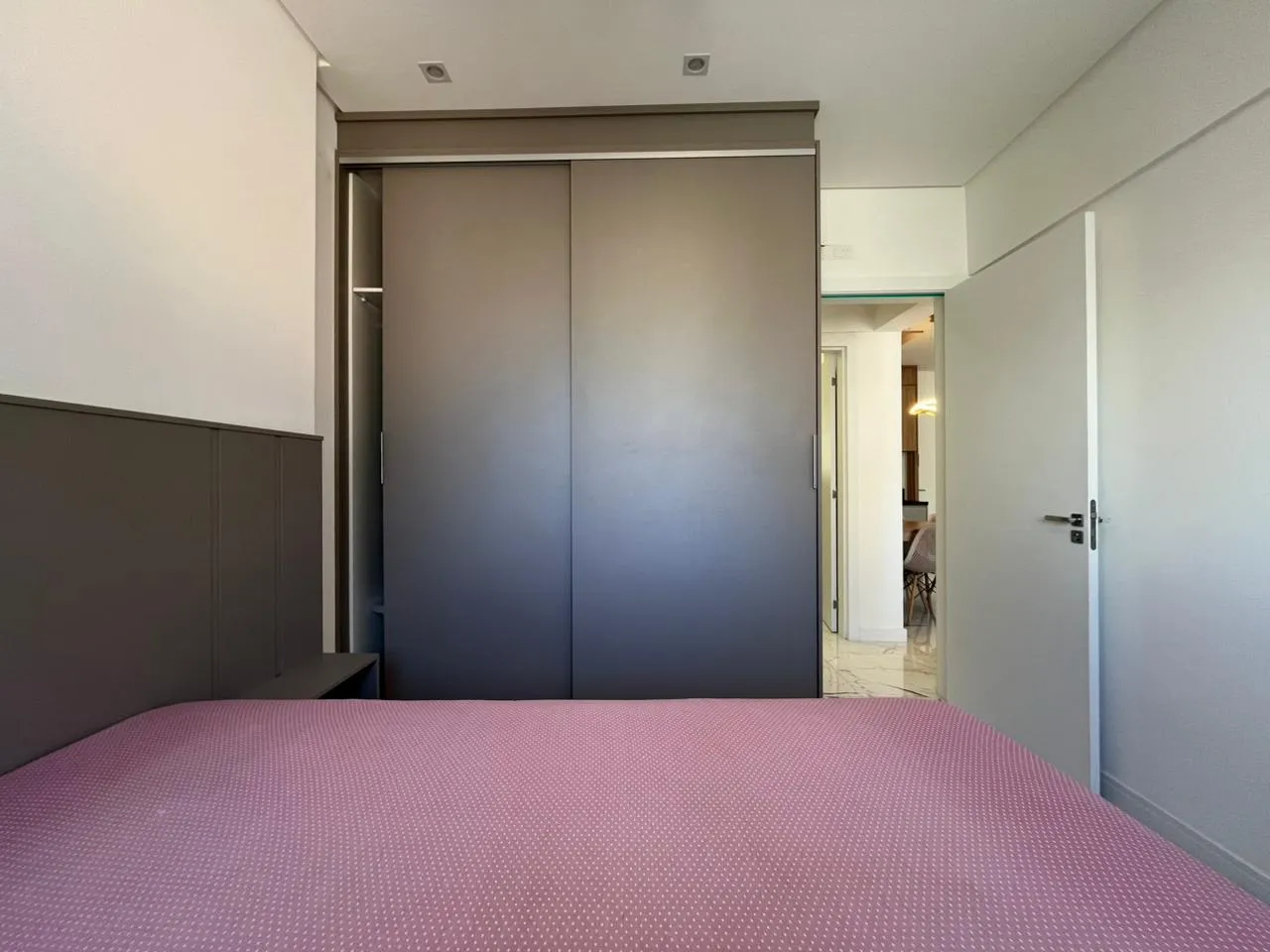 Imagem Apartamento com vista para o mar à venda com 68m2 por R$ 996.600,00