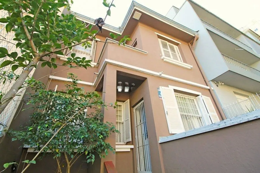 Imagem Casa 4 dormitórios, 220m² privativos, RuaGeneral Couto de Magalhães