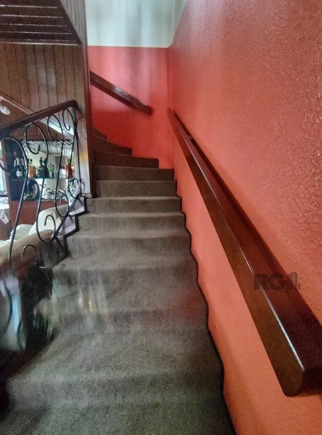 Imagem Casa para venda com 3 dormitórios no bairro Tristeza