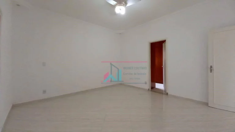 Imagem Casa com 3 dormitórios à venda - Centro - Cachoeira Paulista/SP