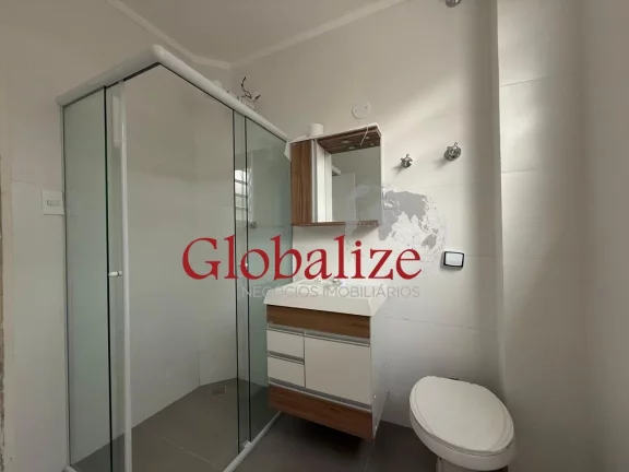 Imagem Apartamento com 70m², 2 dormitórios (1 suíte) à venda na Ponta da Praia por R$465.000,00.