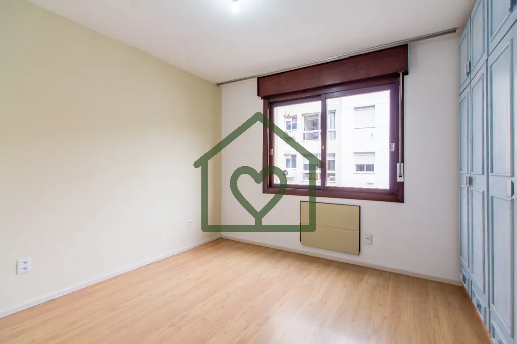 Imagem Apartamento de 2 dormitorios com garagem no bairro Santana! 
Desocupado! Ótimo apartamento de 2 dor...