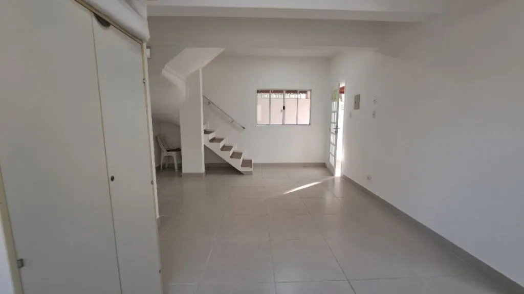 Imagem CASA COM 140,00 m² - TUPI - PRAIA GRANDE SP