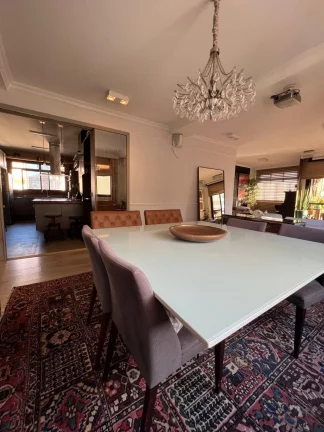 Imagem Amplo e sofisticado apartamento com localização privilegiada, a poucos passos do Colégio Dinâmic...