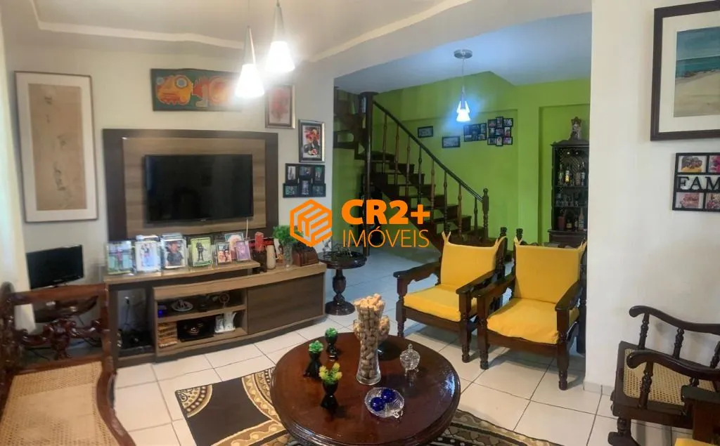 Imagem Casa Duplex - Casa Forte - 04 Quartos - 02 Suites - 280m2