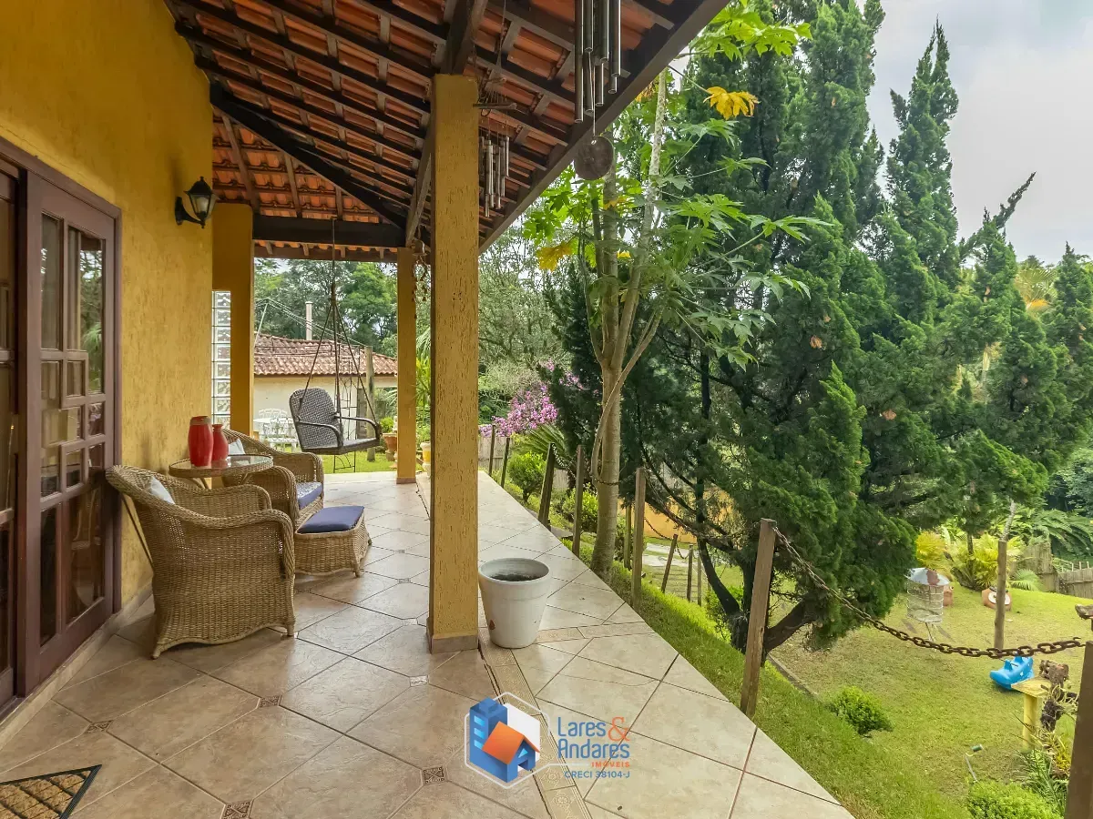 Imagem Casa no condomínio Chácara Vale do Rio Cotia para venda com 4 quartos, sendo 1 suíte, 336m²