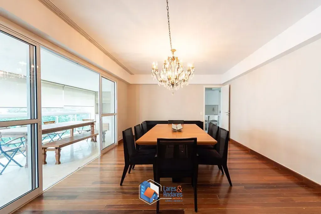 Foto do imóvel Apartamento à venda 3 Quartos 3 Suites 3 Vagas 204M² Moema São Paulo - SP em Alameda dos Jurupis