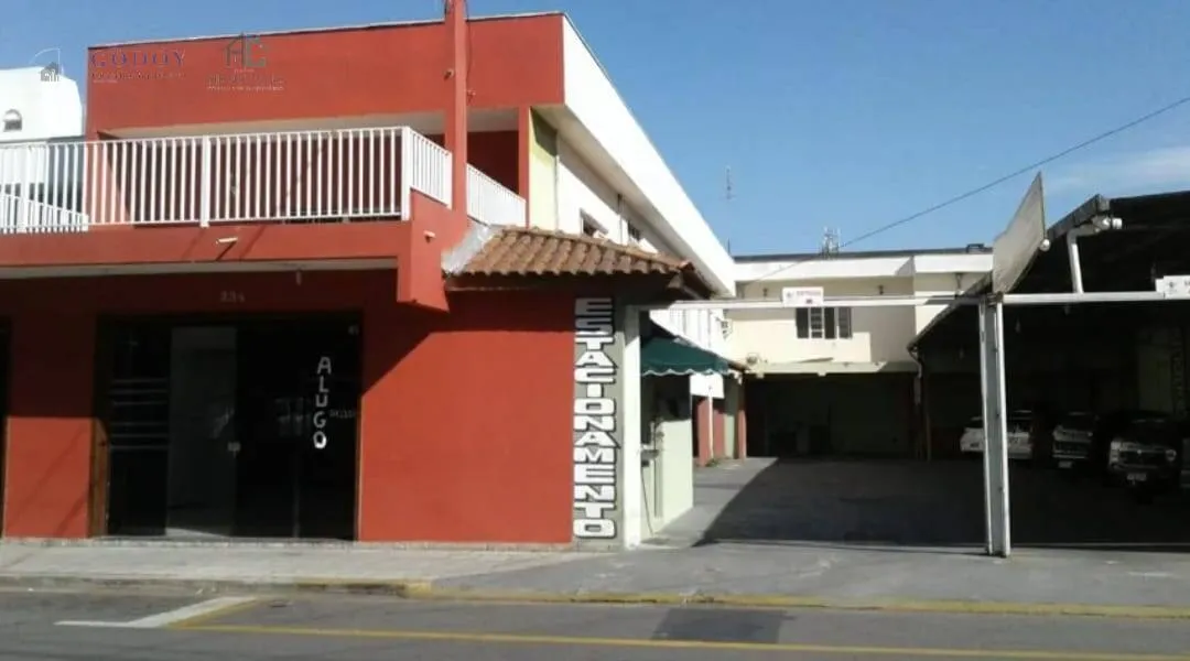 Imagem Espaço Comercial ou Residencial no Centro de Pindamonhangaba - Em frente à