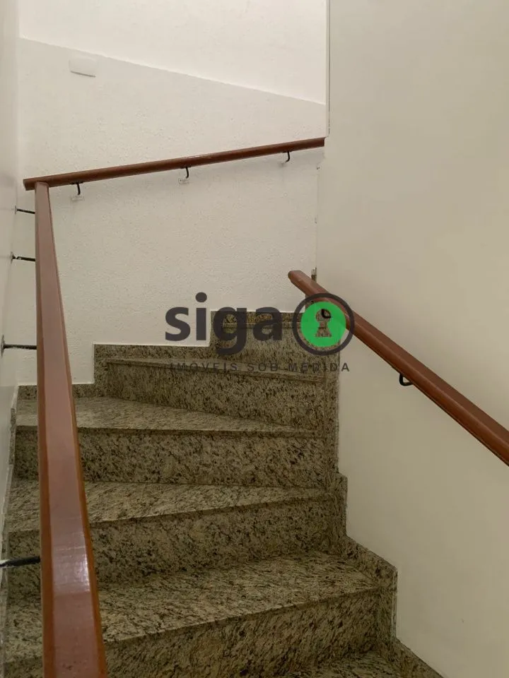 Imagem Sobrado á Venda e para Alugar- 250m², 3 quartos