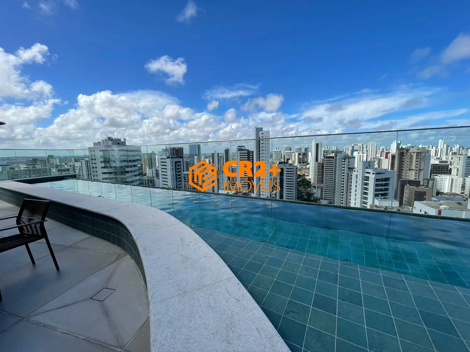 Imagem Vendo studio e apartamentos de 1 e 2 quartos de metragem 31 a 48 com área de la