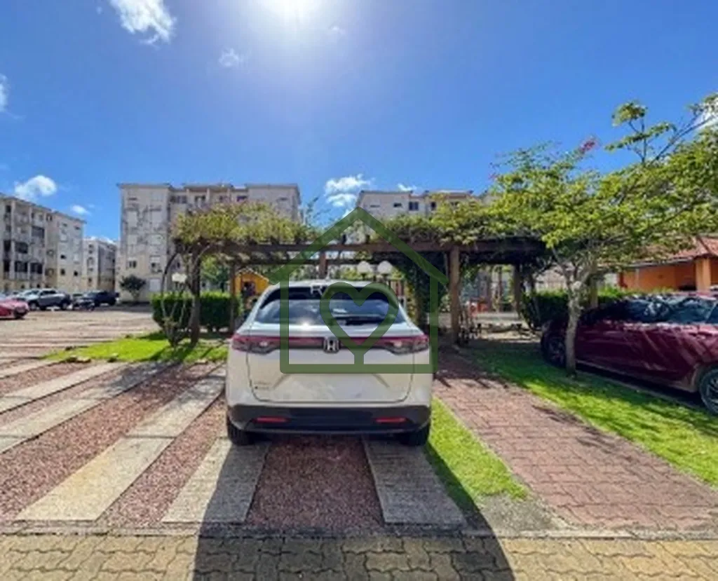Imagem Apartamento reformado e mobiliado à venda no Condomínio Rossi Flora - Bairro Humaitá 
 
Excelente...
