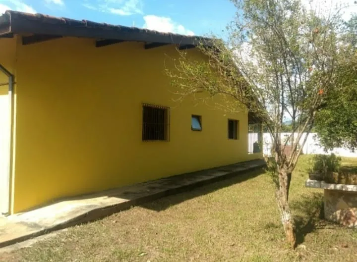Imagem Chácara à venda 2 Quartos, 1 Suite, 2 Vagas, 530M², Parque Shangrilá, Pindamonhangaba - SP