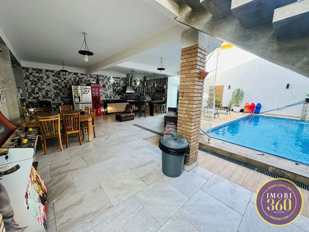 Imagem Casa esplendia de alto padrão