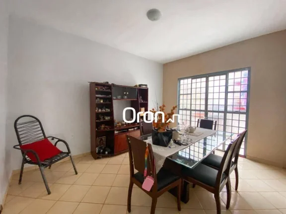 Imagem Sobrado à venda, 360 m² por R$ 550.000,00 - Residencial Solar Ville - Goiânia/GO
