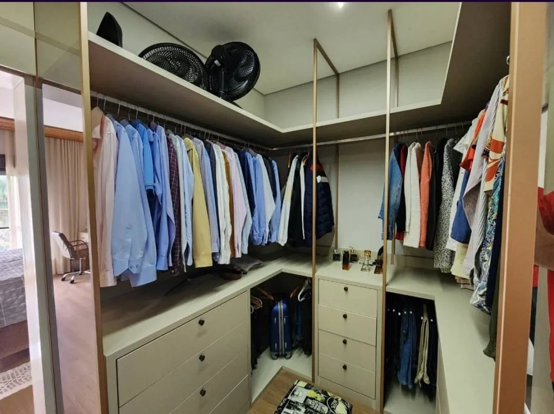 Imagem Lindo Sobrado Mobiliado no Cond. Villa Verona - 285m² com 3 Suítes