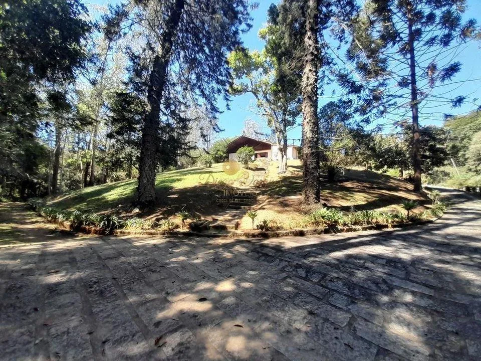 Imagem Sítio para Venda em Teresópolis / RJ no bairro Granja Florestal