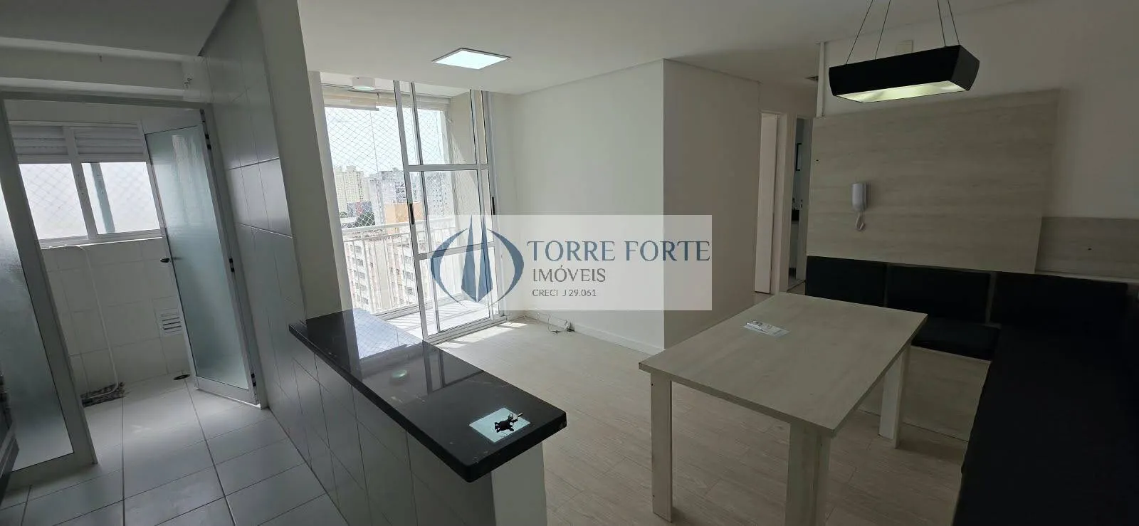 Imagem Apartamento semi-mobiliado com lazer completo