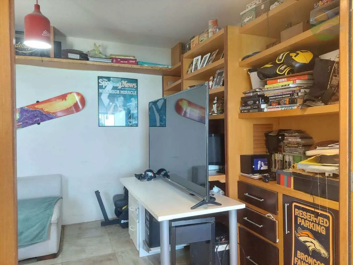 Imagem Apartamento com 3 quartos, andar alto, calçadão de Piedade, em Jaboatão dos Guararapes.
