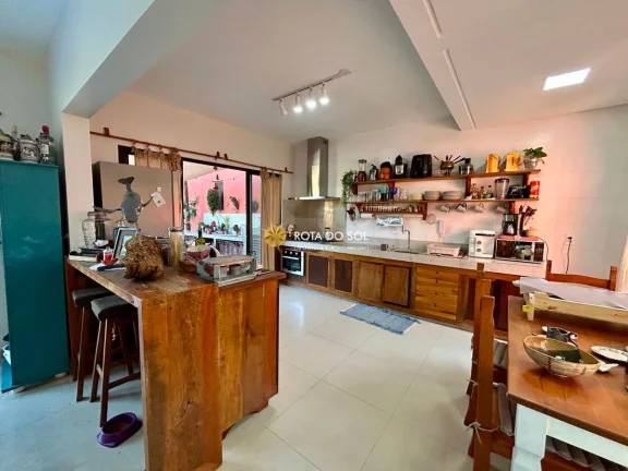 Imagem Casa com piscina à venda Praia Mariscal Bombinhas SC