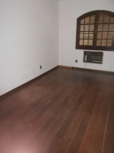 Imagem Mansão com 05 Quartos no Bairro Partenon