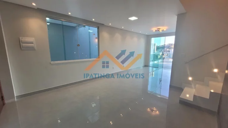 Imagem Casa Duplex no bairro Caravelas