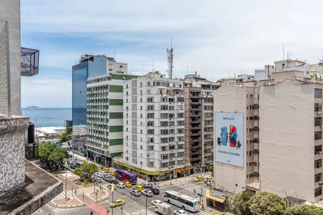 Imagem Conforto e Luxo à Beira-Mar em Copacabana - Visite Agora!