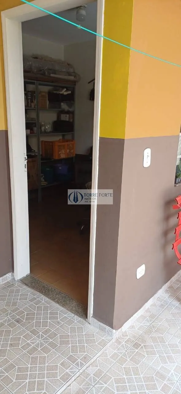 Imagem Lindo Sobrado 2 dormitórios, 2 vagas com Edícula no Rudge Ramos