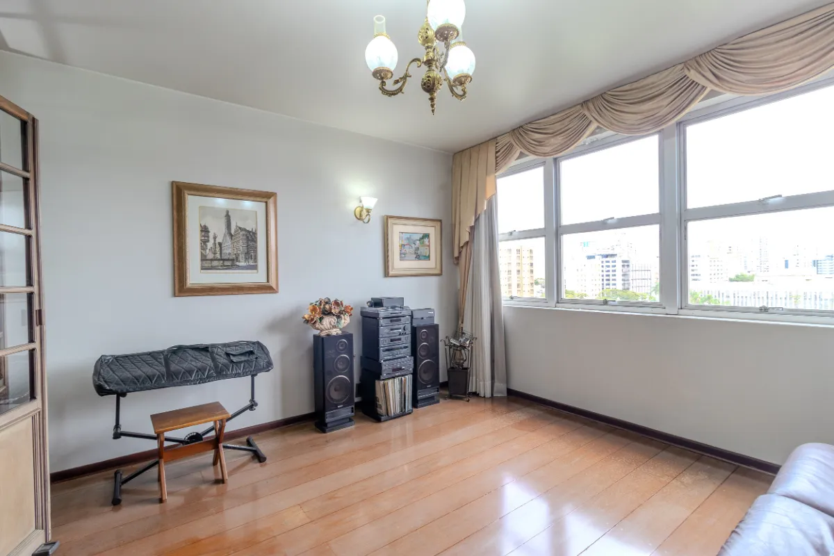 Imagem Apartamento para venda em Centro com 4 quartos, sendo 2 suítes, 267m2