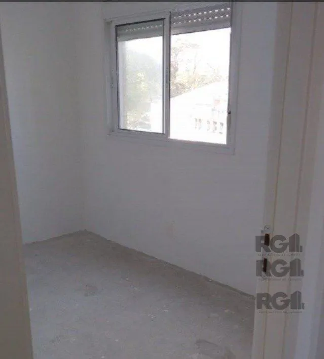 Imagem Apartamento com 75m² privativos, 3 dormitórios sendo 1 suíte, living dois ambientes, imóvel arejado e iluminado.