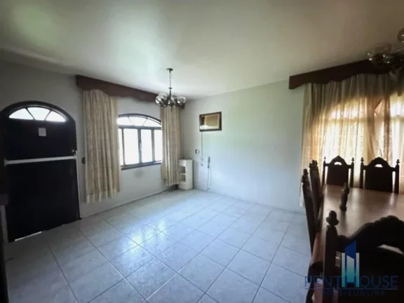 Imagem Casa para Venda em Balneário Camboriú, São Judas Tadeu, 3 dormitórios, 1 suíte, 2 banheiros, 2 vagas