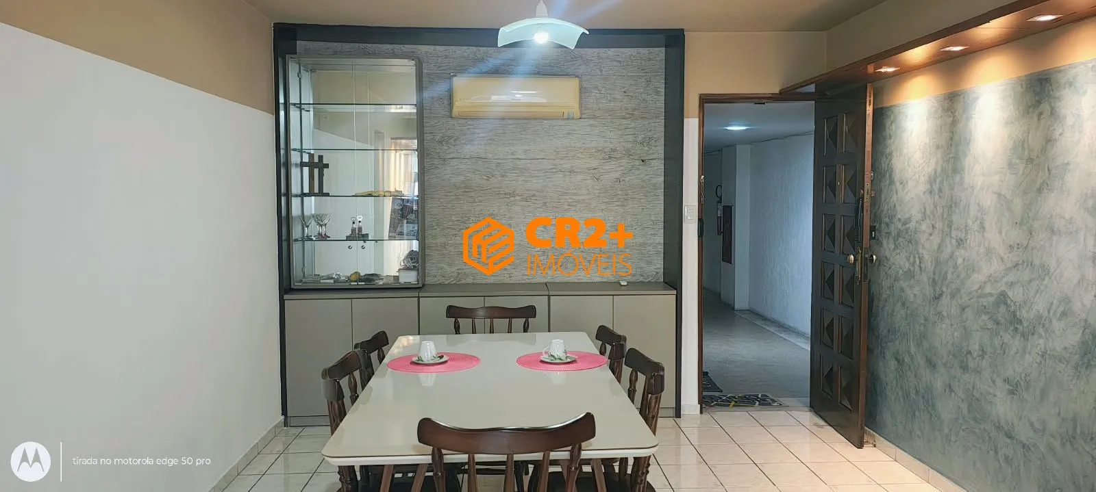 Imagem Vendo apartamento reformado em Boa Viagem com 121m² 03 quartos 01 suite 01 vaga