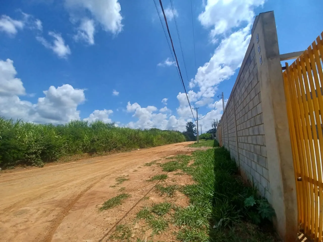 Imagem Galpões Comerciais com 1.750m² de Construção e Ótima Localização Próxima à UFSCAR