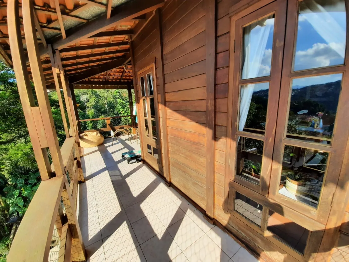 Imagem Casa para Venda em Petrópolis / RJ no bairro Castelanea