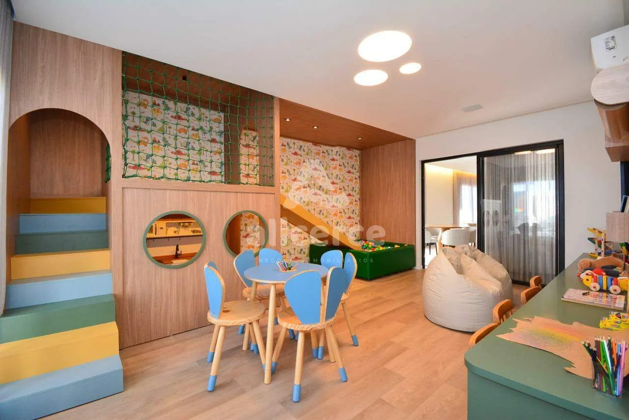 Imagem Apartamento à venda com 2 quartos 2 suítes, 74,27m² em Centro Florianópolis