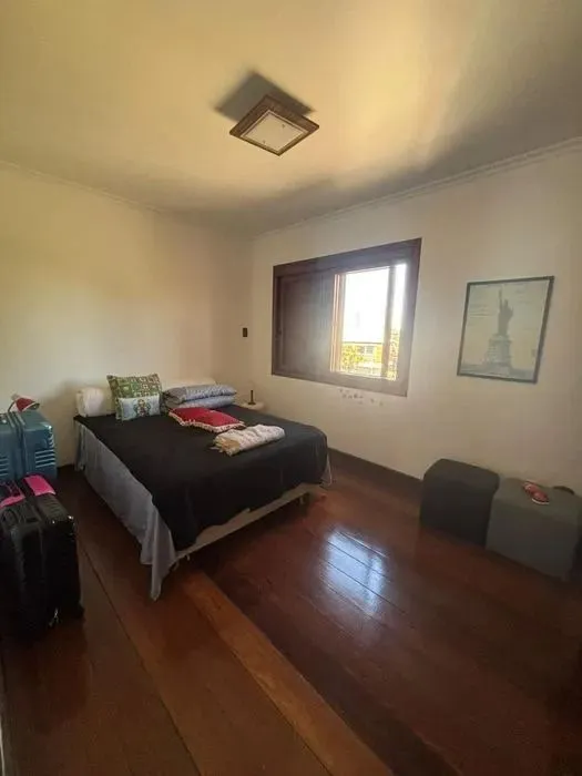 Imagem Residência de Luxo em Condomínio Fechado com 4 Dormitórios, 3 Suítes e Área de Lazer Privativa - São Lucas, Viamão/RS