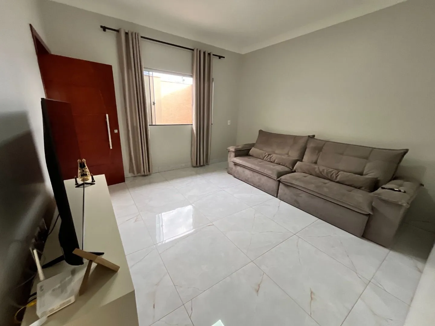 Imagem Casa com 3 dormitórios à venda, 155 m² por R$ 530.000,00 - Afonso Queiroz - Patos de Minas/MG
