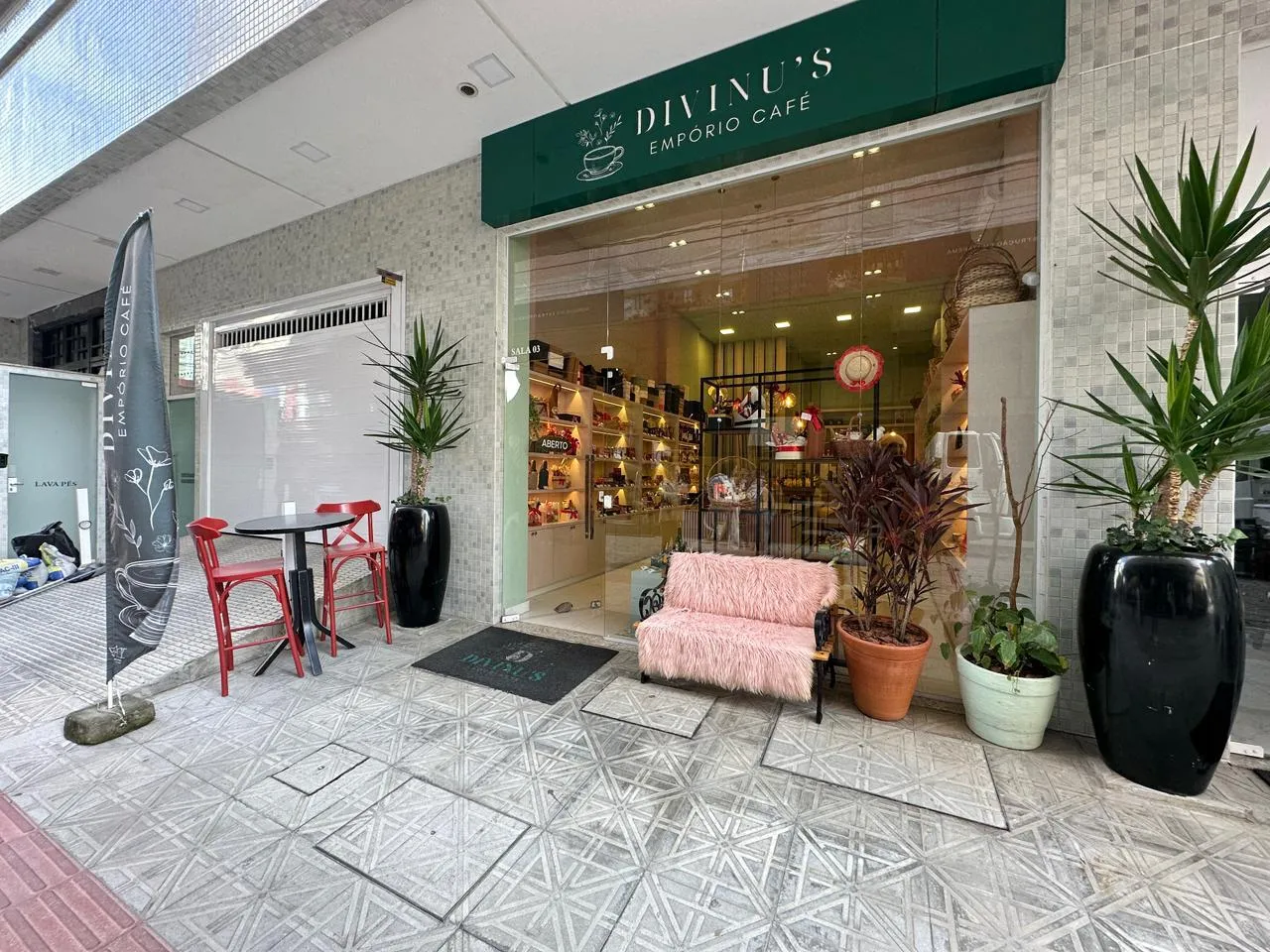 Ponto Comercial à venda com 62.55m2 por R$ 200.000,00
