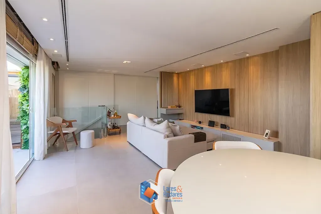 Foto do imóvel Apartamento à venda 3 Quartos 1 Suite 2 Vagas 198M² Pinheiros São Paulo - SP em Rua Pais Leme