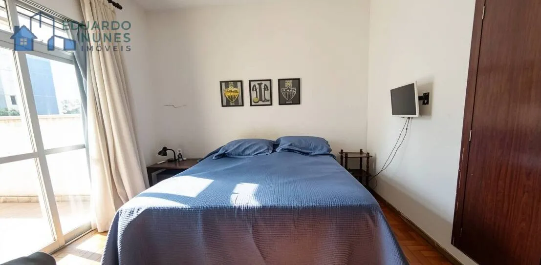 Imagem Casa à Venda no Santo Antônio, com 8 Quartos, 03 vagas, 396 m² de Lote