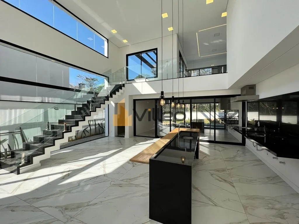 Imagem Apresentamos uma oportunidade única de adquirir uma residência de alto padrão no Alphaville Nova ...