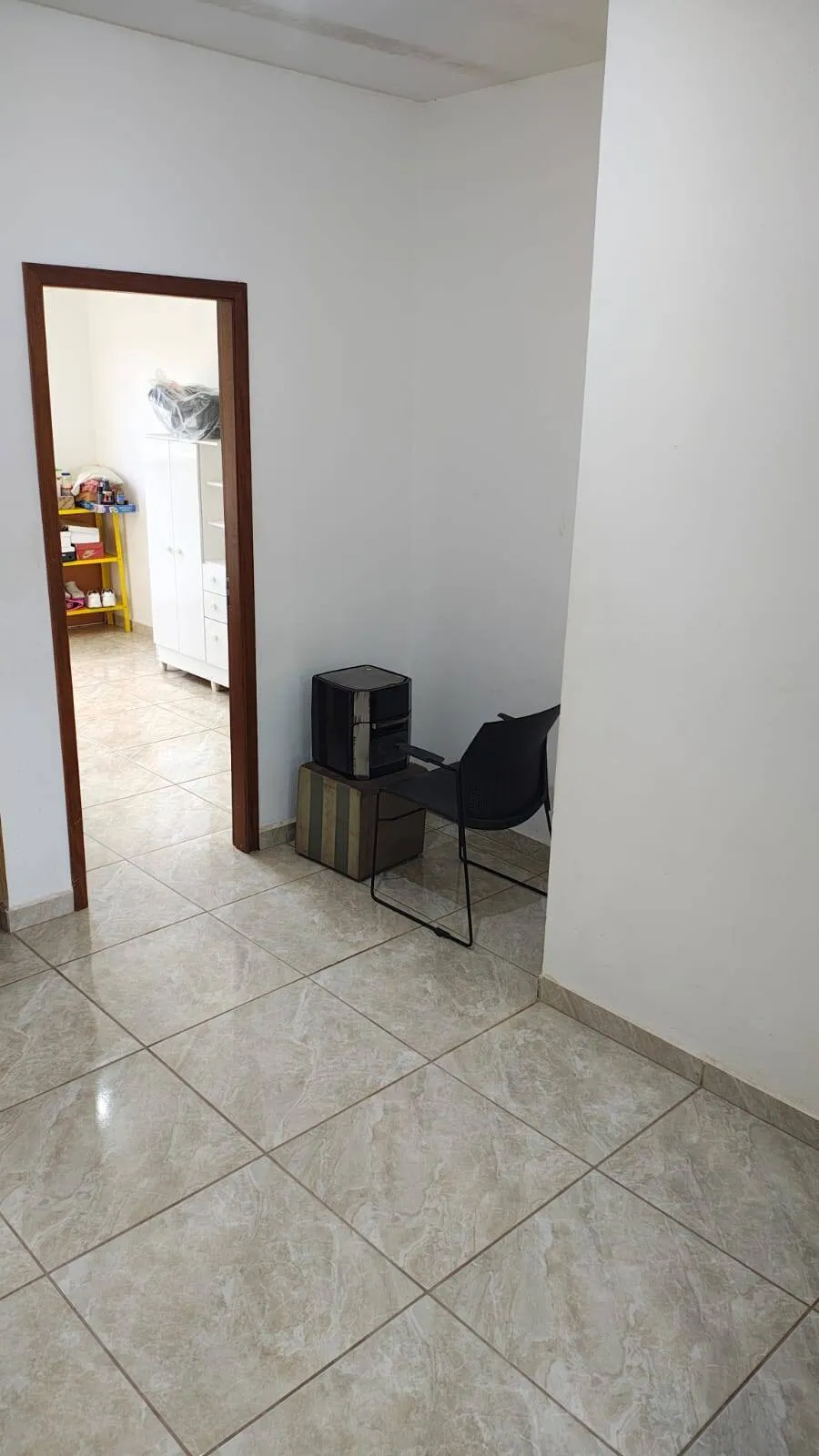 Imagem Casa 2 quartos 1 banheiro no centro de várzea grande